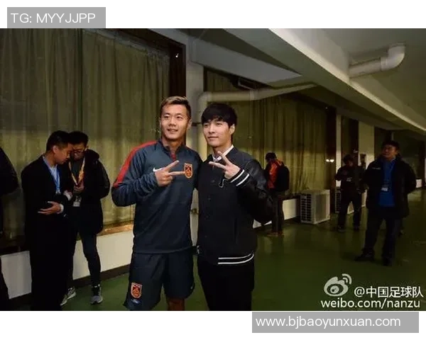 中国队对阵不丹队张艺兴助力球队争夺胜利的精彩瞬间